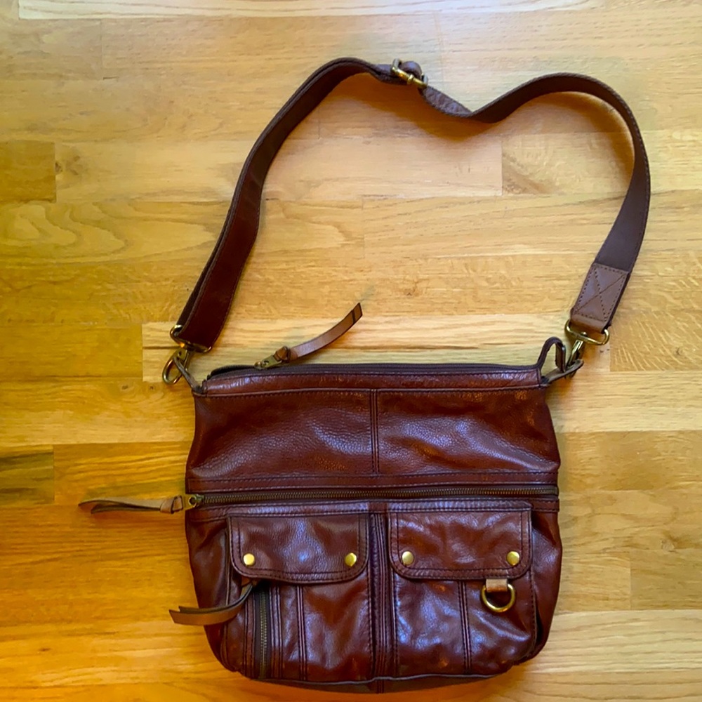 EUC FOSSIL vintage dark brown messenger bag
